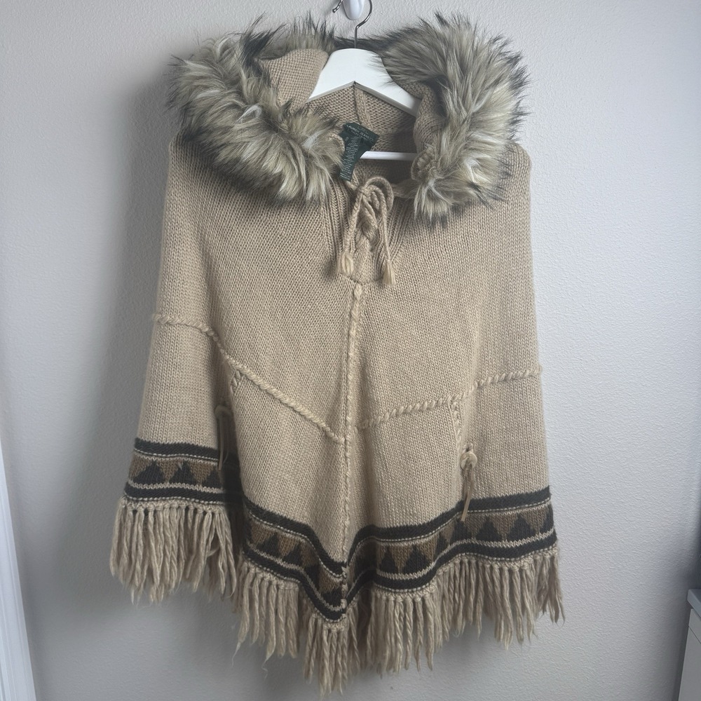 Lauren Jeans Co Ralph Lauren Poncho S/M Relaxed Tan Faux Fur Trim Hooded Fringe